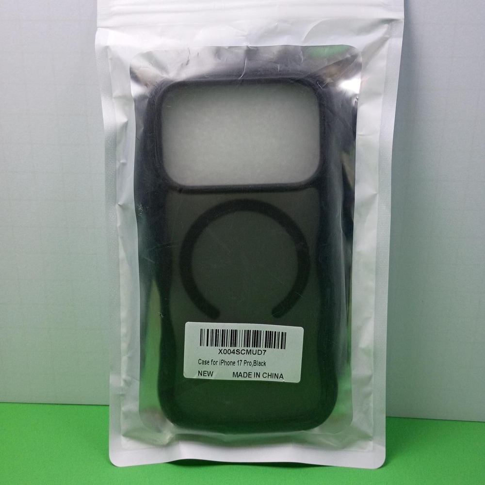 Apple iPhone 17 Pro MagSafe Case Black New